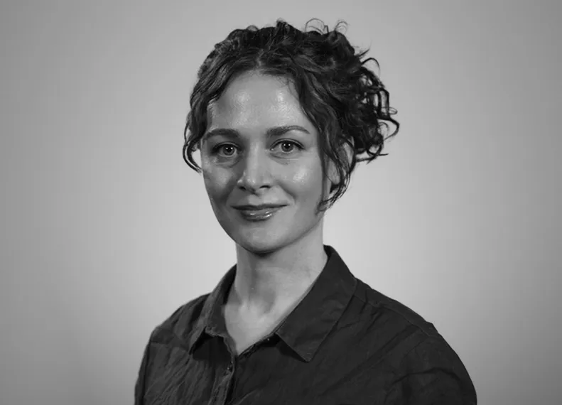 Black and white photo of Áine Madden